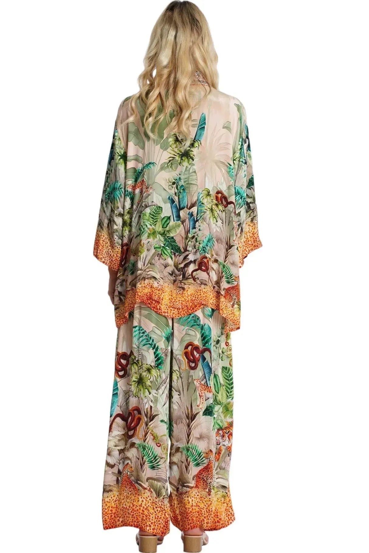 Short Kimono Cape La Moda Clothing Kimono