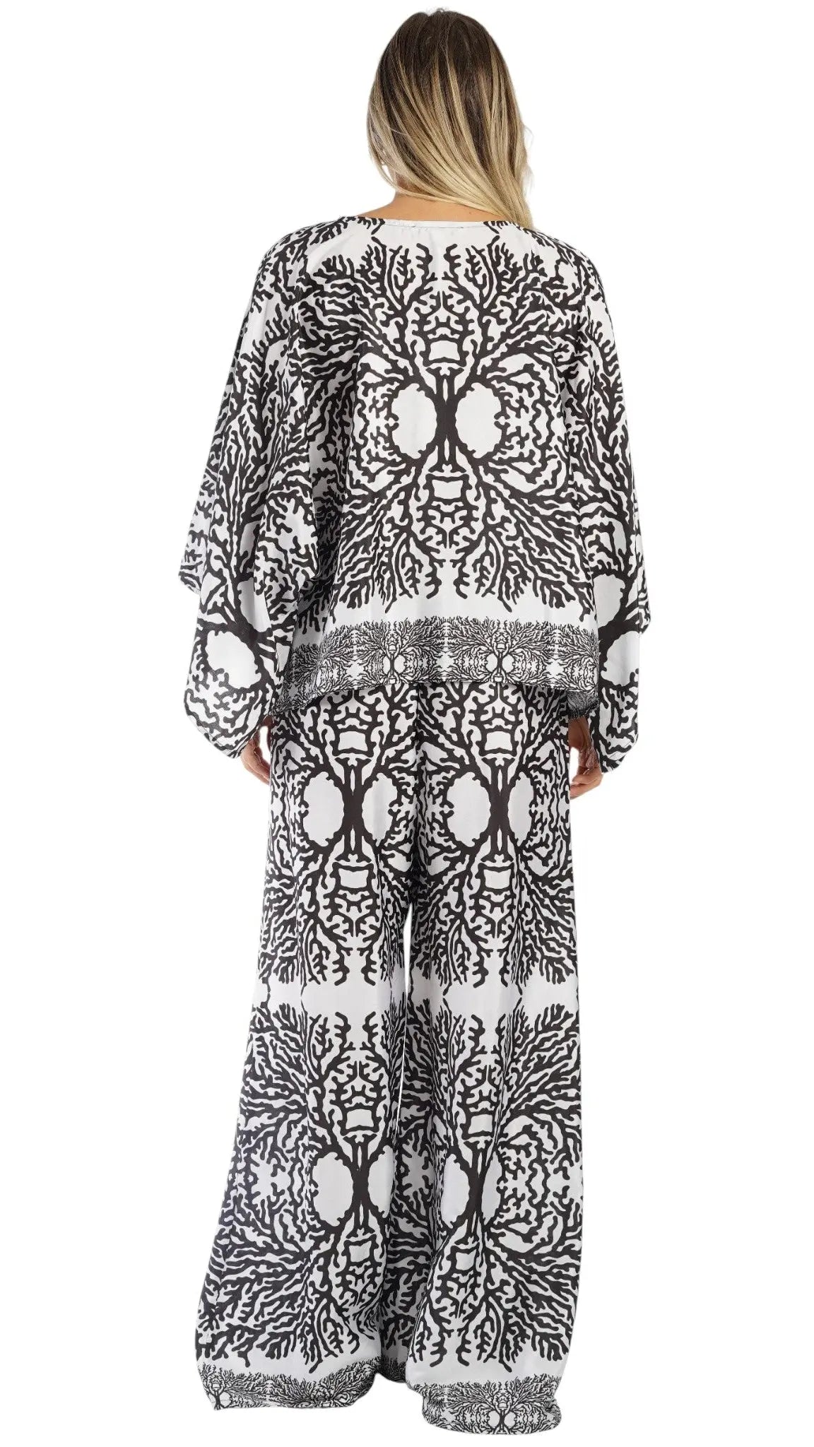 Black & White Resort Wear Set – Luxury Vacation Outfit | Club Moda - Designer cord set | Elegant Kaftan Cover Up Dress | Club Moda USA